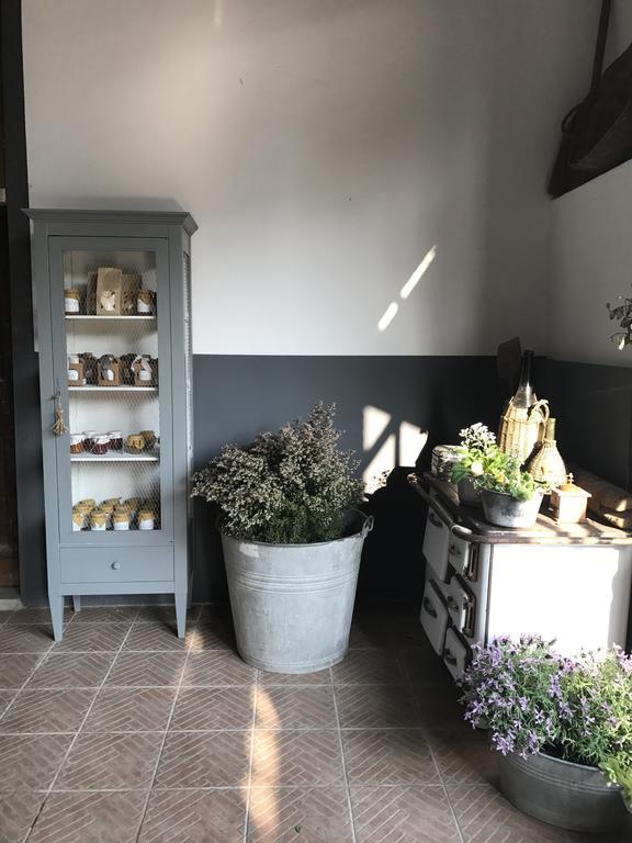 Burago di Molgora Agriturismo Cascina Magana מראה חיצוני תמונה